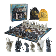 The Lord of the Rings - Battle For Middle-earth Chess Set